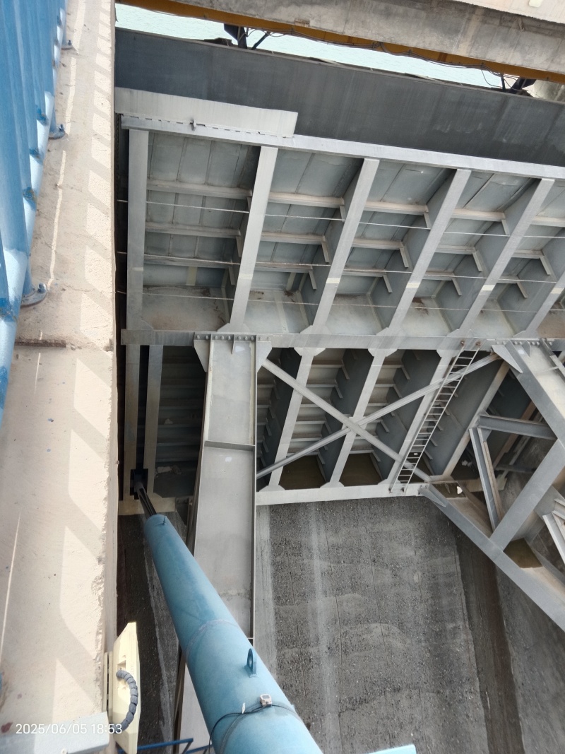 微特為新疆某水電站安裝的弧門(mén)開(kāi)度儀獲用戶(hù)認(rèn)可